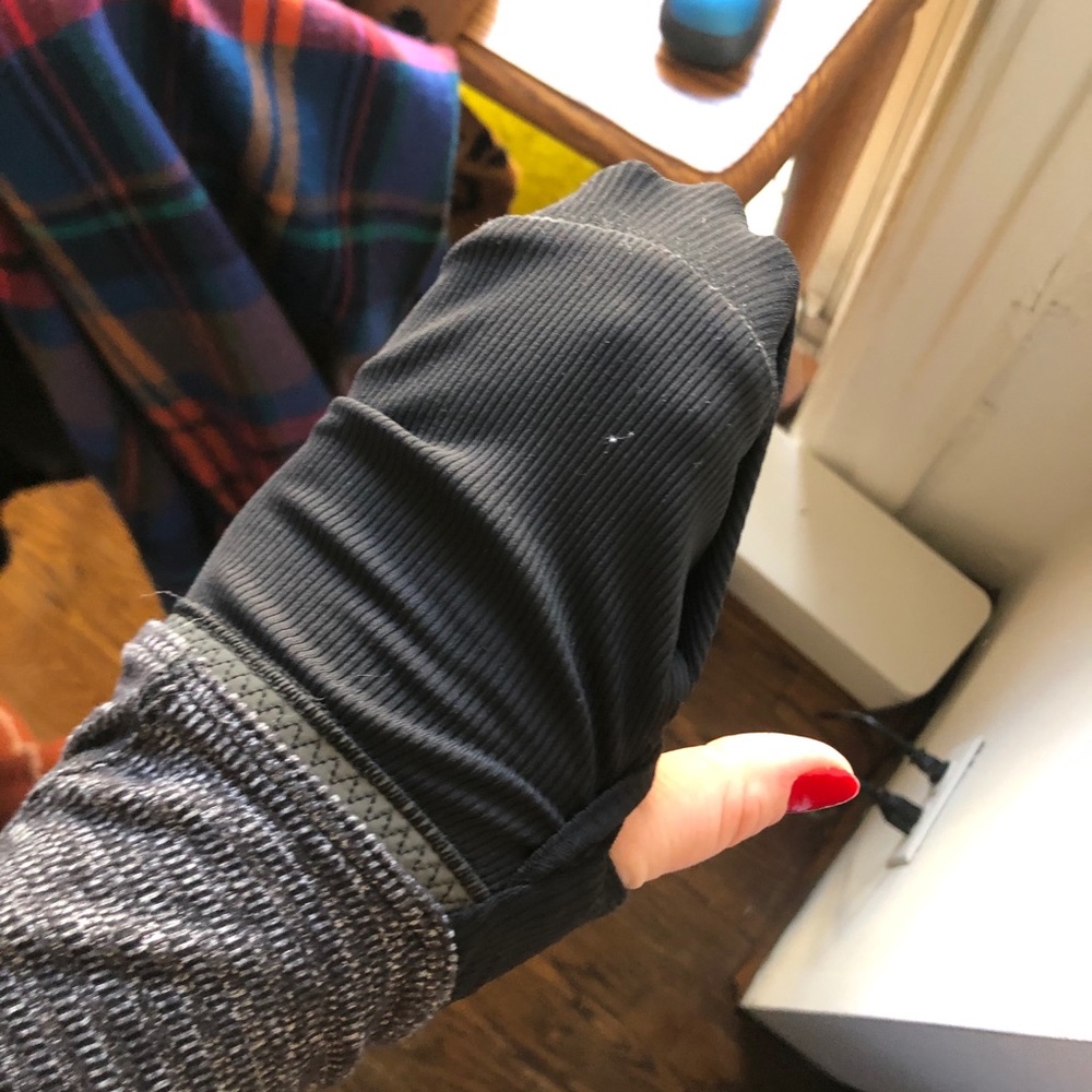 Lululemon Pullover Running Jacket - image 6